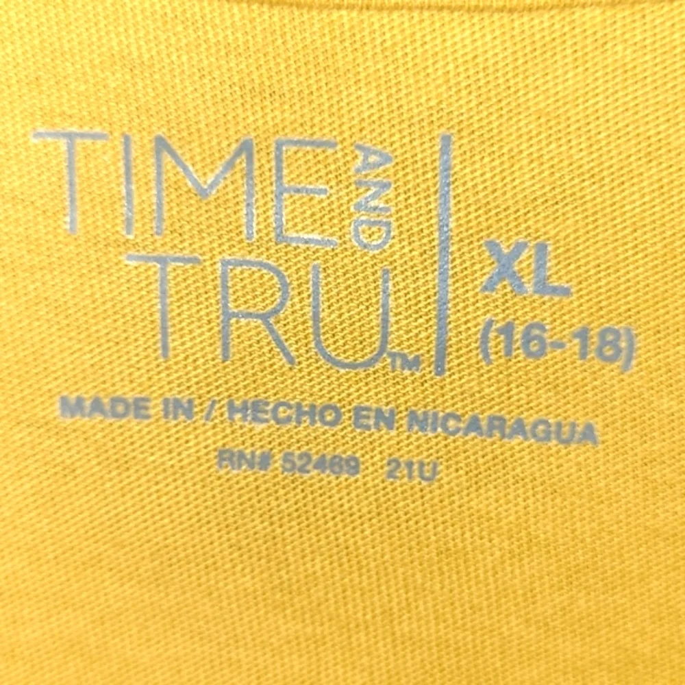 Long sleeve Tshirt Mustard Yellow Gold Crew Neck 100% Cotton EUC